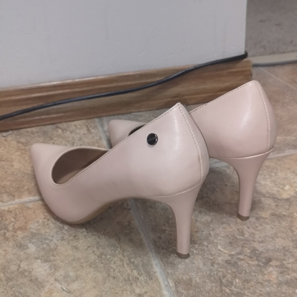 Calvin Klein Nude Heels - Picture 3 of 5